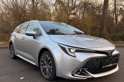 Toyota Corolla 68.000 km 23.999 &euro; Butzbach 35510