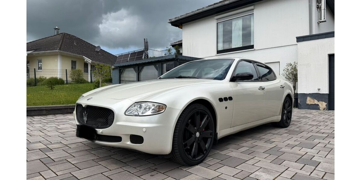 Maserati Quattroporte 99.000 km 15.999 &euro; Oberkleen 35428