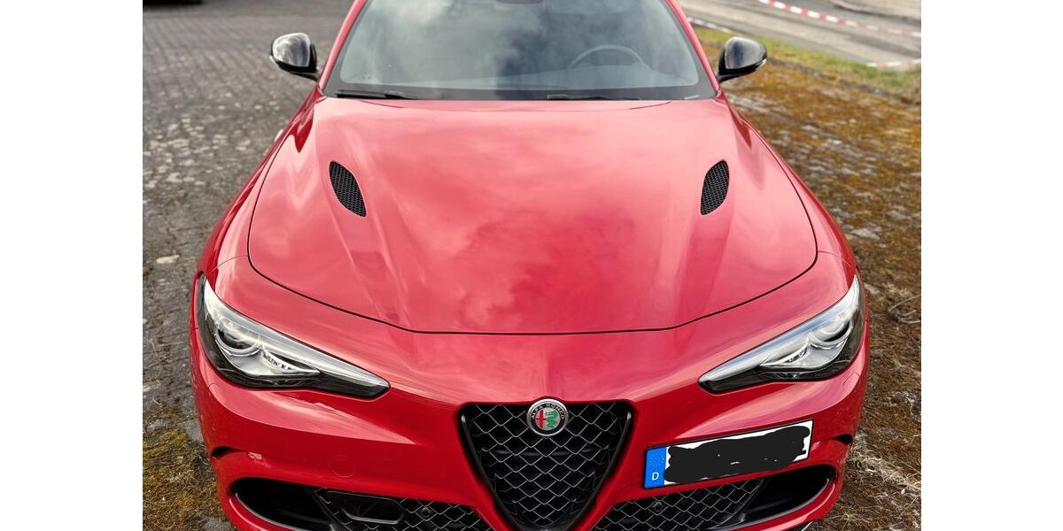 Alfa Romeo Giulia 20.500 km 60.500 &euro; Herborn 35745