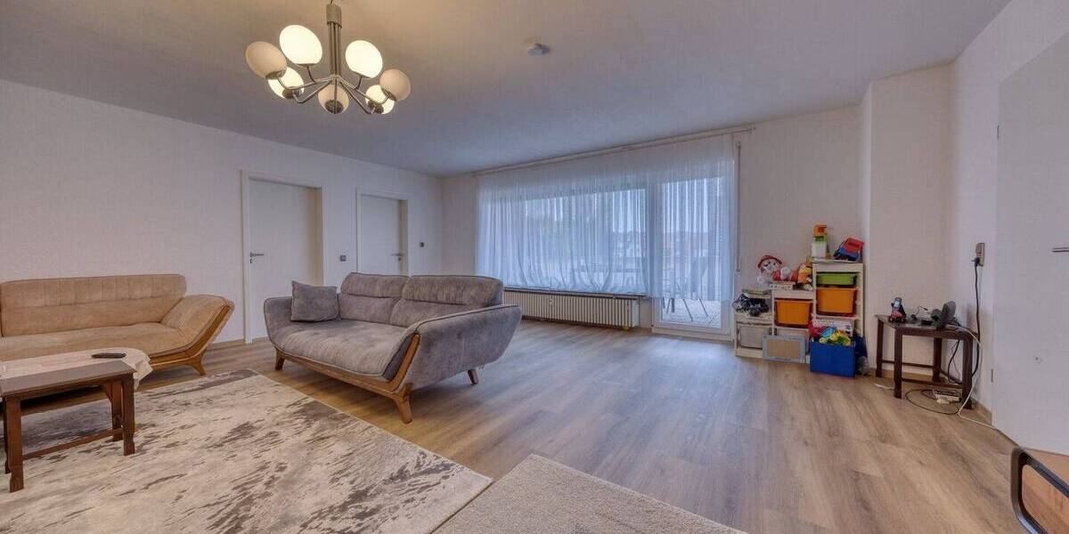 Etagenwohnung Wetzlar / Münchholzhausen Münchholzhausen - 5 Zimmer, 129 m&sup2;, 269.000&euro; | Angebot:25697035