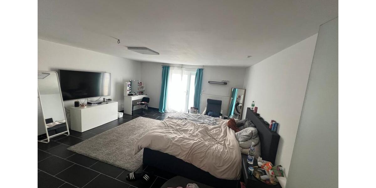 Einfamilienhaus Biebertal - 9 Zimmer, 280 m&sup2;, 650.000&euro; | Angebot:25428204