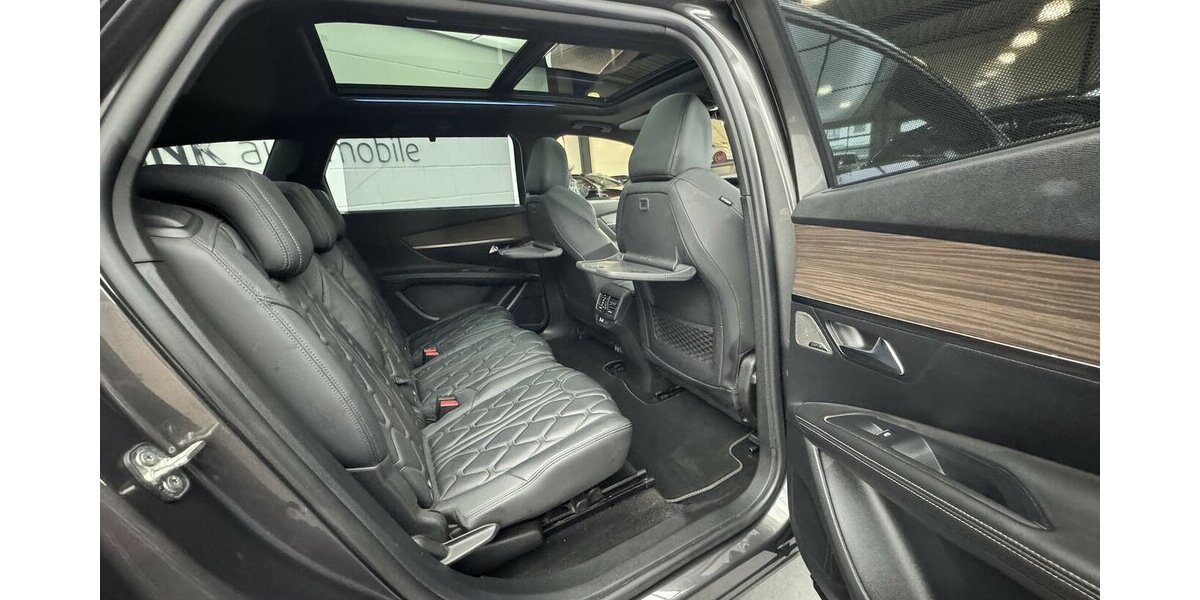 Peugeot 5008 GT 180 Blue HDi EAT8 1.Hand Nachtsicht 31.700 km 33.900 &euro; Lich 35423