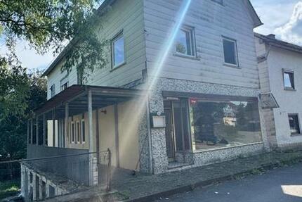 Haus Schöffengrund - 6.5 Zimmer, 190 m&sup2;, 170.000&euro; | Angebot:25719820