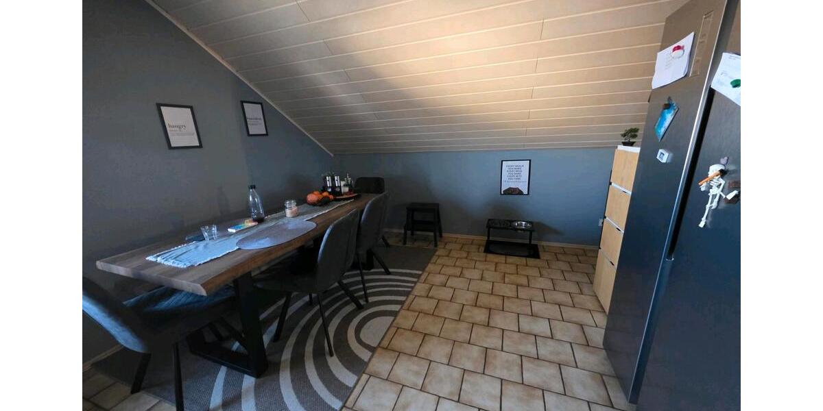 Etagenwohnung Pohlheim - 3 Zimmer, 100 m&sup2;, 960&euro; | Angebot:25883067