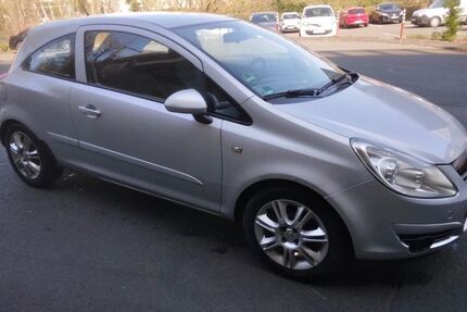 Opel Corsa 226.000 km 1.500 &euro; Usingen 61250