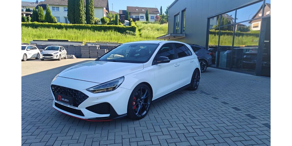 Hyundai i30 71.935 km 28.399 &euro; Mittenaar 35756