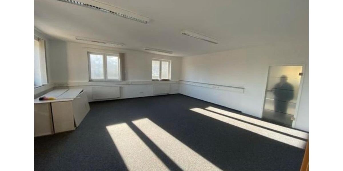 Gewerbeobjekt Buseck - 3.200&euro; | Angebot:25893638