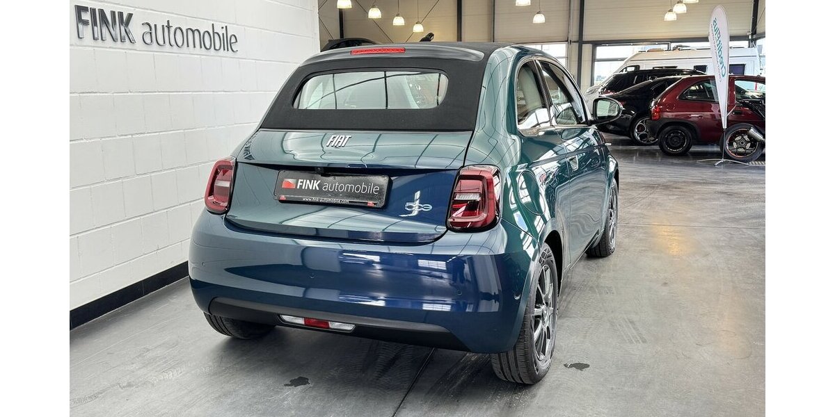 Fiat 500e Cabrio 1.Hand 42kWh Sitzheizung Kamera 15.200 km 21.320 &euro; Lich 35423