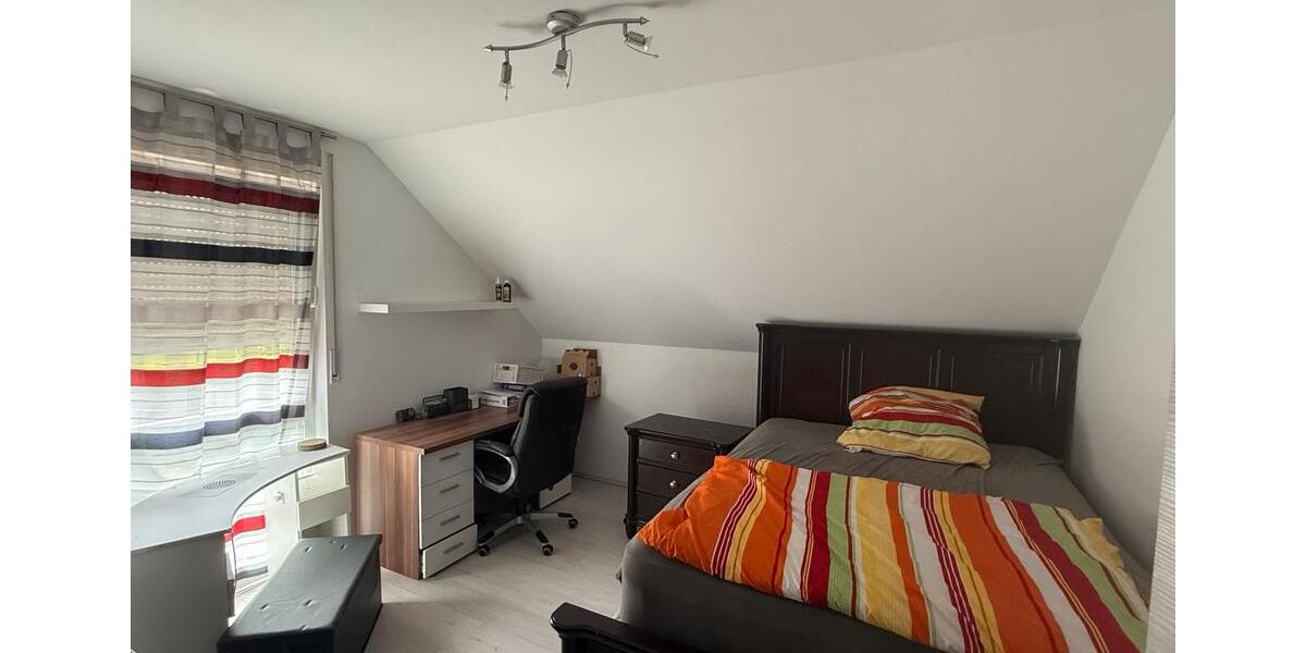 Einfamilienhaus Lohra - 4 Zimmer, 138 m&sup2;, 430.000&euro; | Angebot:27054039