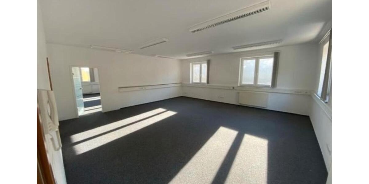 Gewerbeobjekt Buseck - 3.200&euro; | Angebot:25893638