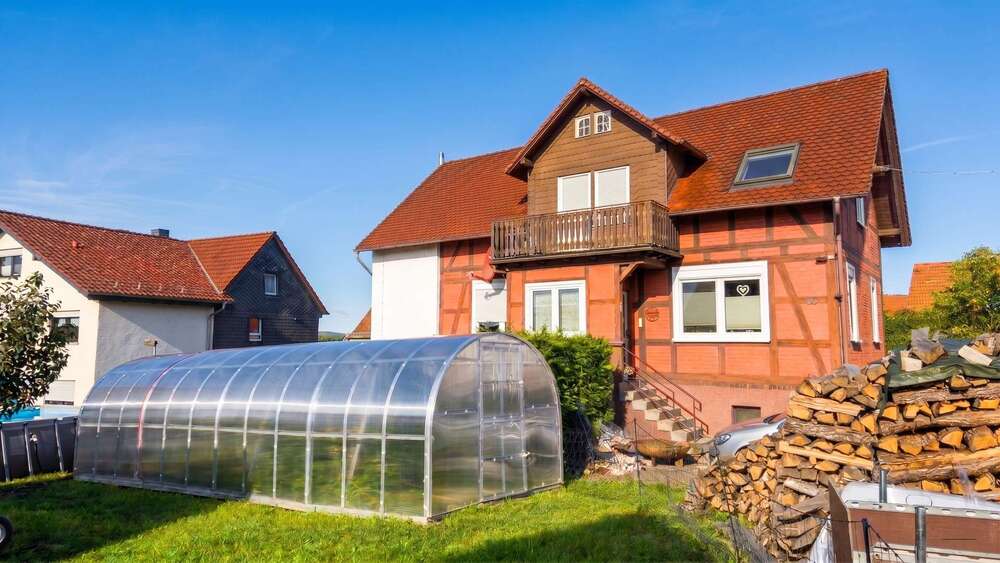 Einfamilienhaus Fronhausen - 6 Zimmer, 136 m&sup2;, 389.000&euro; | Angebot:26660939