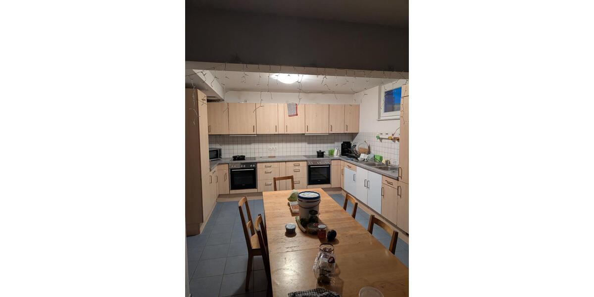 Dachgeschoßwohnung Gießen Allendorf - 1 Zimmer, 23 m&sup2;, 385&euro; | Angebot:25048991