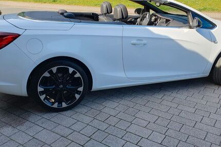 Opel Cascada 52.000 km 17.500 &euro; Wetzlar 35576