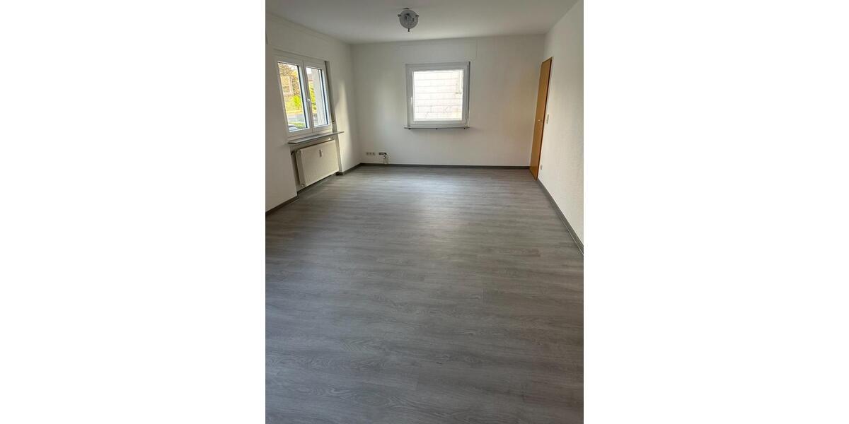 Erdgeschoßwohnung Mücke - 3 Zimmer, 75 m&sup2;, 700&euro; | Angebot:25891843
