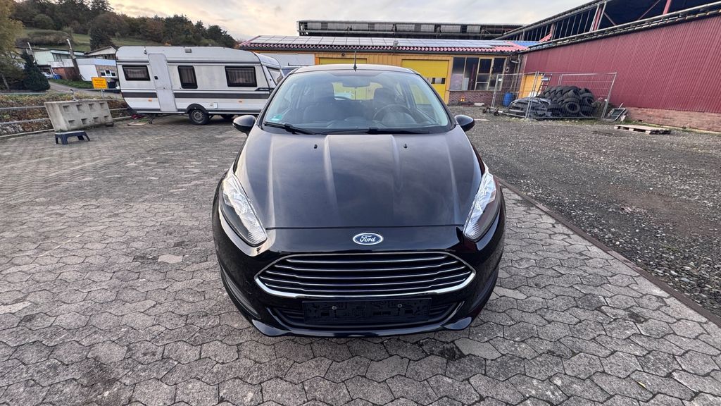 Ford Fiesta 130.077 km 4.900 &euro; Bad Endbach 35080