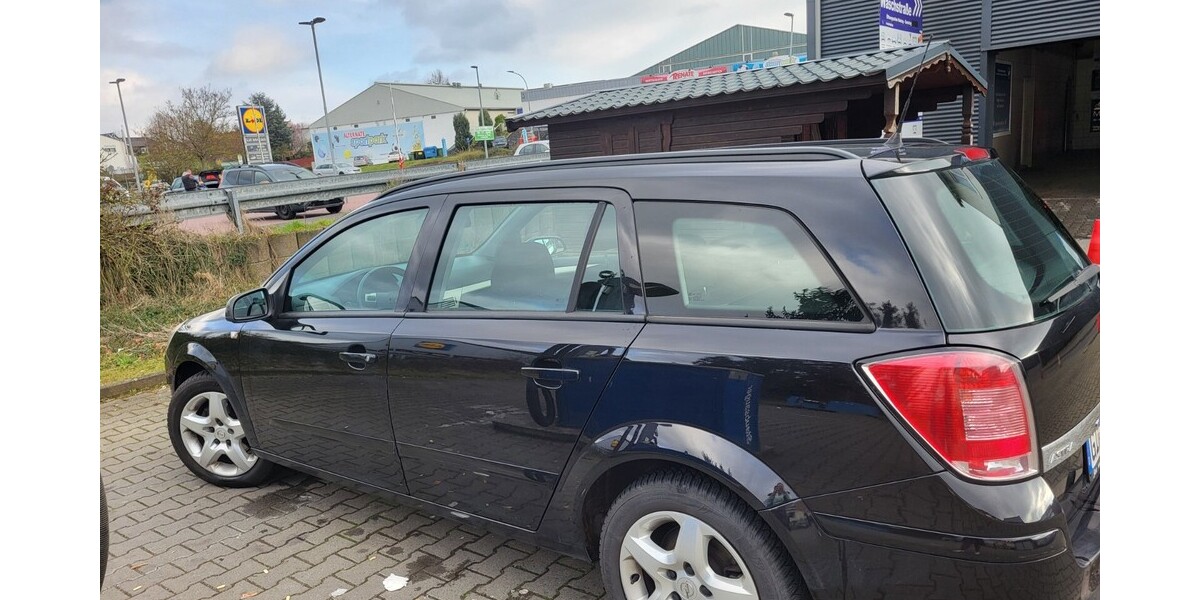 Opel Astra 127.000 km 3.500 &euro; Langgöns 35428