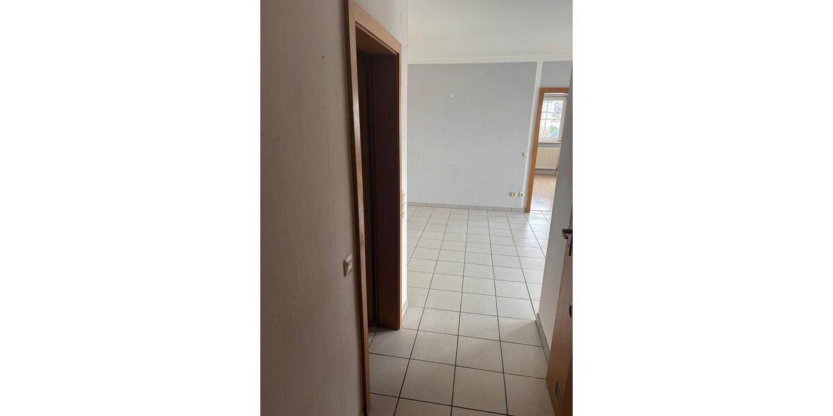 Etagenwohnung Gießen - 2 Zimmer, 60 m&sup2;, 650&euro; | Angebot:25394457