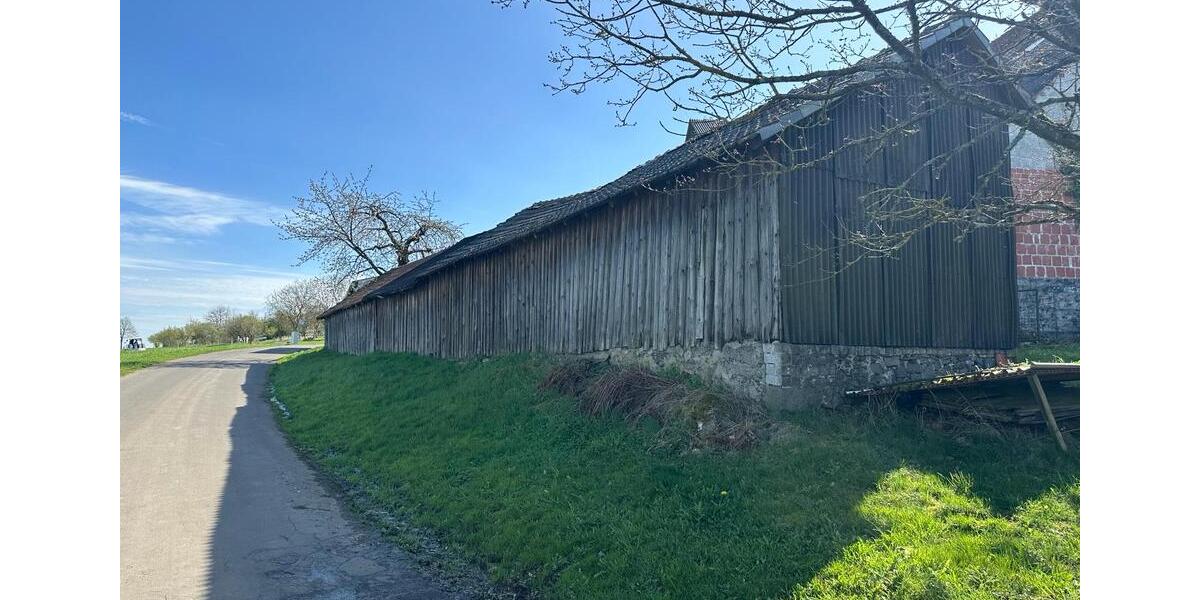 Bauernhaus, Landhaus Grünberg - 10 Zimmer, 260 m&sup2;, 285.000&euro; | Angebot:26692827