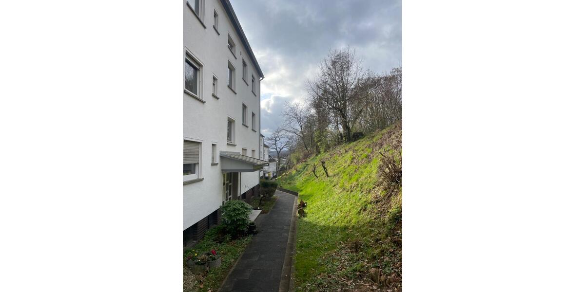 Hochparterre Marburg Biegenviertel - 4 Zimmer, 89 m&sup2;, 299.000&euro; | Angebot:25364903