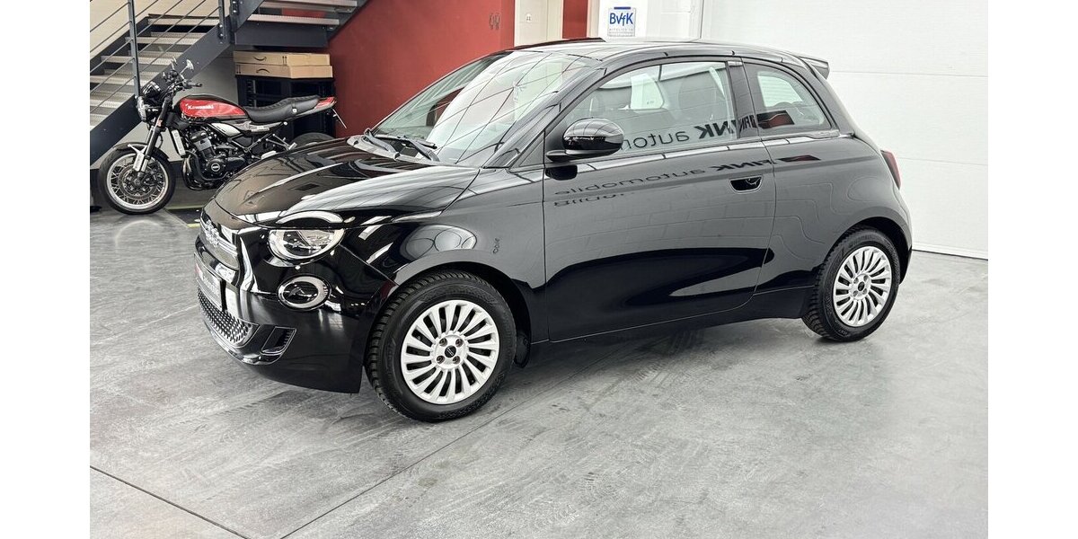 Fiat 500e Action 1.Hand Sitzheizung Carplay 30.200 km 14.330 &euro; Lich 35423