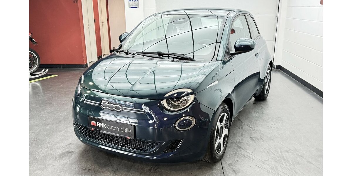 Fiat 500e Action CarPlay Android Automatik 1.Hand 18.400 km 13.440 &euro; Lich 35423