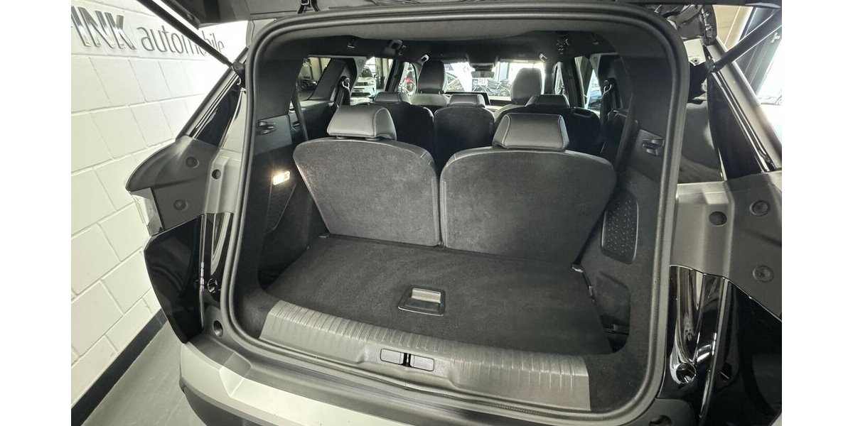 Peugeot 5008 145 Mild Hybrid Allure7 Sitzer LED 360°Cam 35.800 km 27.320 &euro; Lich 35423