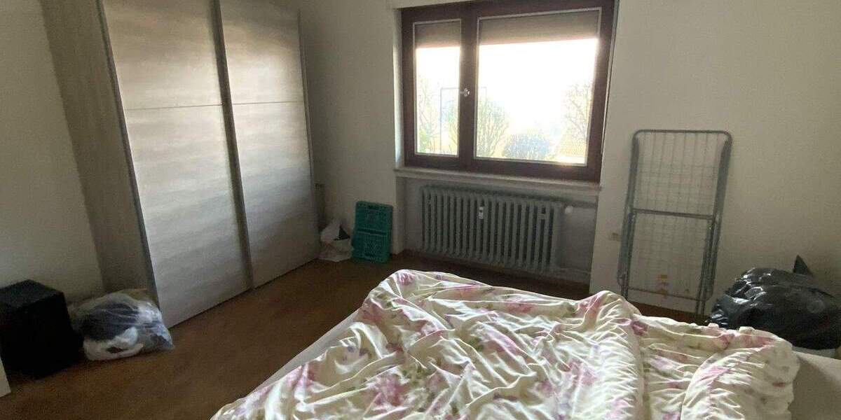 Einfamilienhaus Waldsolms Kraftsolms - 5 Zimmer, 190 m&sup2;, 229.000&euro; | Angebot:25835053