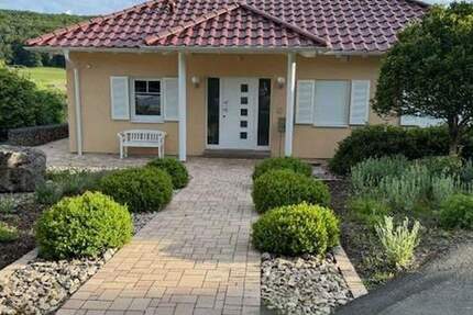 Haus Gladenbach nahe Marburg Frohnhausen - 7 Zimmer, 175 m&sup2;, 585.000&euro; | Angebot:25719248