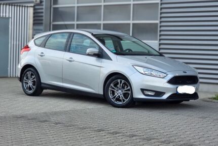 Ford Focus 214.000 km 6.400 &euro; Gießen 35390