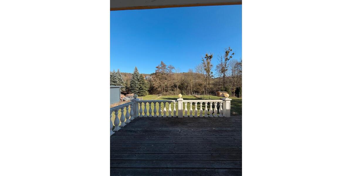 Etagenwohnung Gladenbach - 4 Zimmer, 135 m&sup2;, 1.300&euro; | Angebot:25329546