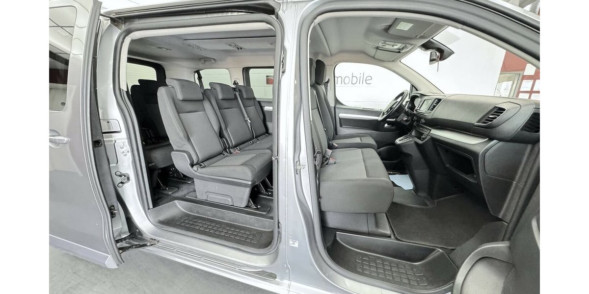 Opel Zafira Life -e Selection M 75kWh 9 Sitzer CAM 29.800 km 31.990 &euro; Lich 35423