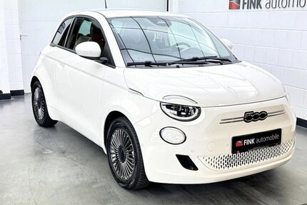 Fiat 500e Icon 1.Hand 42kWh Sitzheizung Kamera 11.300 km 18.770 &euro; Lich 35423