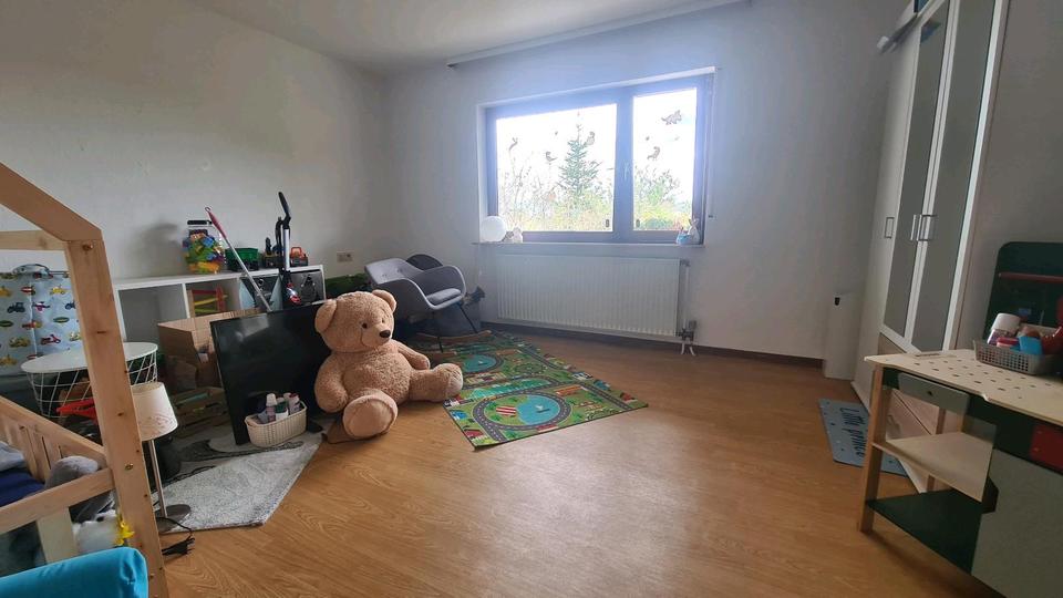 Etagenwohnung Solms - 3 Zimmer, 86 m&sup2;, 850&euro; | Angebot:26688920