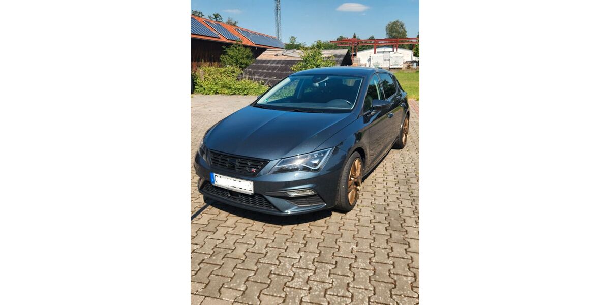 Seat Leon 96.411 km 13.600 &euro; Heuchelheim a.d. Lahn 35452