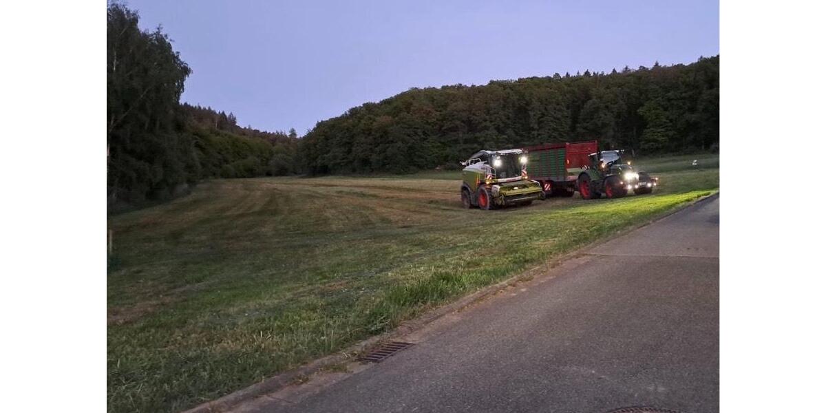 Bauernhaus, Landhaus Waldsolms - 9 Zimmer, 280 m&sup2;, 950.000&euro; | Angebot:25332828