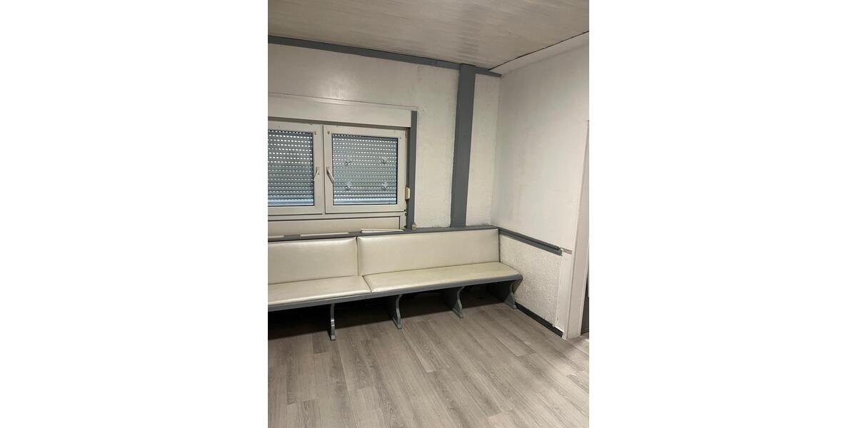 Etagenwohnung Leun - 3 Zimmer, 100 m&sup2;, 1.200&euro; | Angebot:24980070