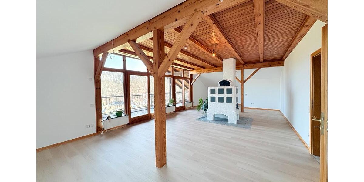 Dachgeschoßwohnung Weimar (Lahn) - 3 Zimmer, 115 m&sup2;, 1.035&euro; | Angebot:25636449