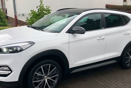 Hyundai TUCSON 112.000 km 16.150 &euro; Marburg 35041