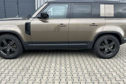 Land Rover Defender 103.000 km 47.900 &euro; Hohenahr 35644