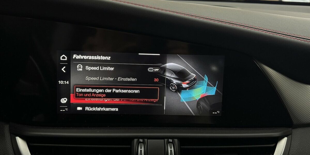 Alfa Romeo Giulia 2.0 Competizione Q4 Turbo Panoramadach 14.303 km 38.460 &euro; Lich 35423