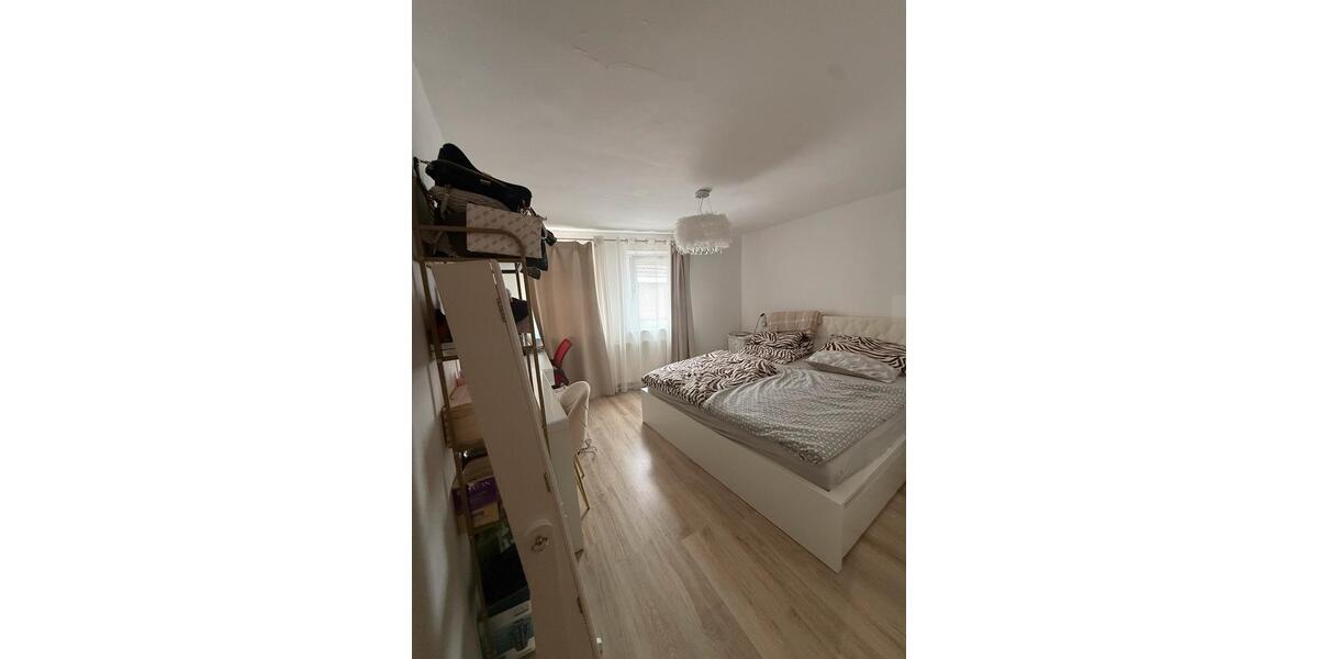 Einfamilienhaus Lollar - 5 Zimmer, 106 m&sup2;, 300.000&euro; | Angebot:25790268