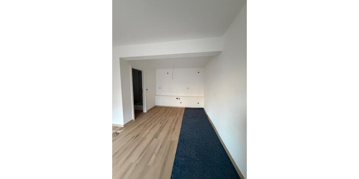 Etagenwohnung Gießen Wieseck - 1 Zimmer, 30 m&sup2;, 670&euro; | Angebot:25106171