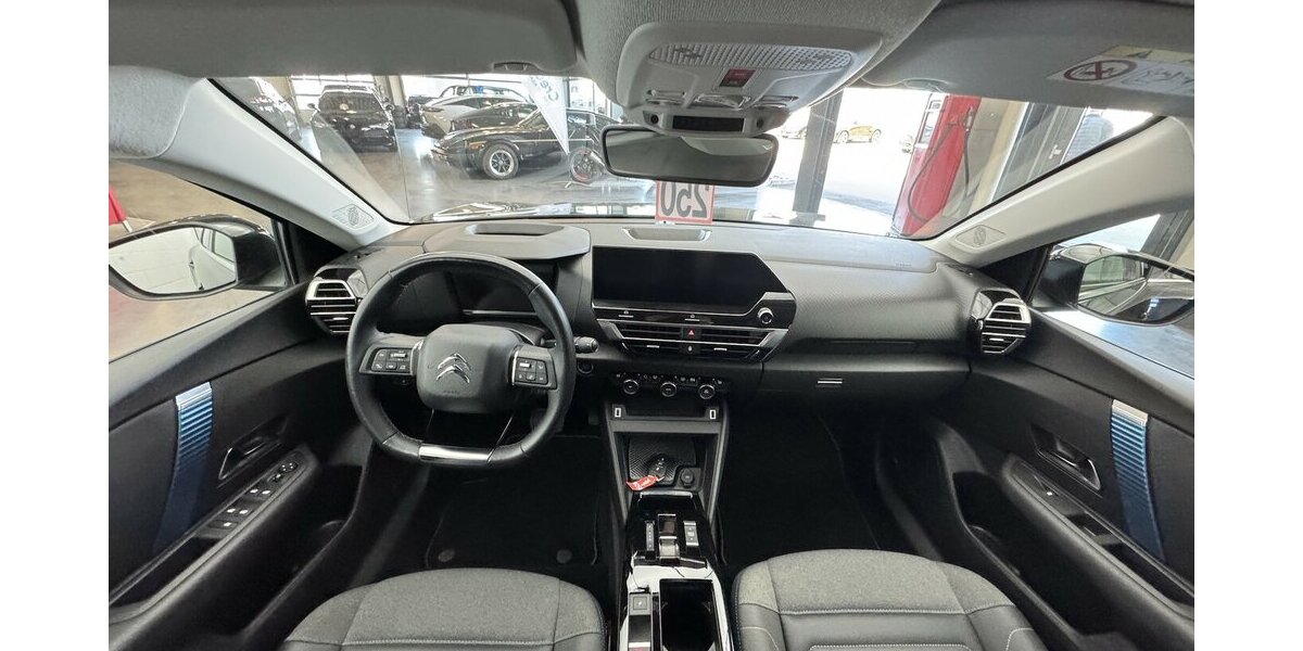 Citroen e-C4 e- 136 Shine 50 KWh LED CARPLAY 43.800 km 16.570 &euro; Lich 35423