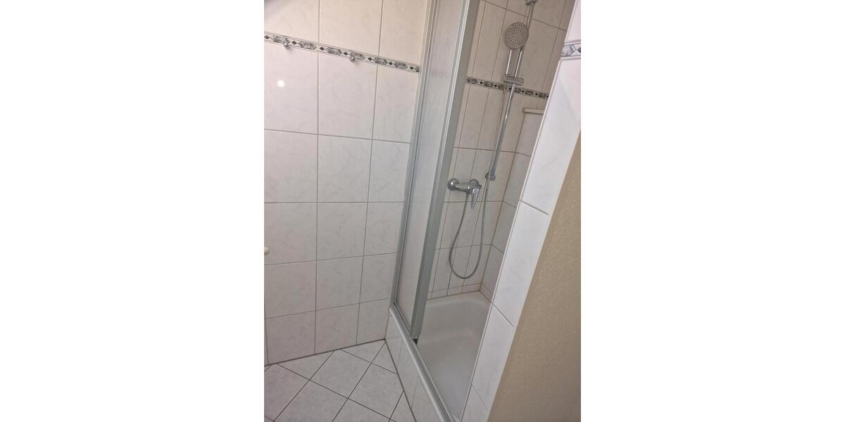 Dachgeschoßwohnung Wölfersheim - 1 Zimmer, 65 m&sup2;, 750&euro; | Angebot:25475951