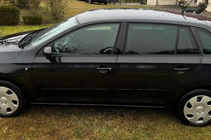 Skoda Rapid 122.000 km 7.300 &euro; Marburg 35037
