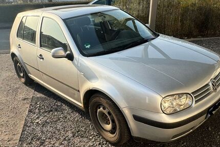 VW Golf 292.700 km 1.249 &euro; Bad Endbach 35080