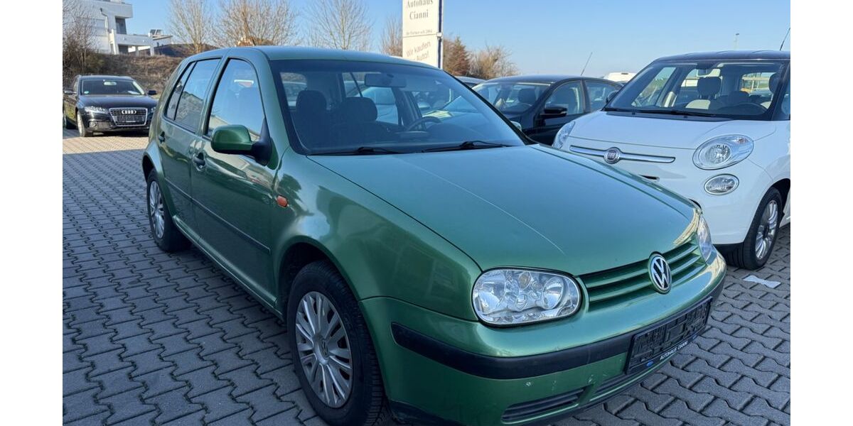 VW Golf 151.619 km 3.500 &euro; Münzenberg-Gambach 35516