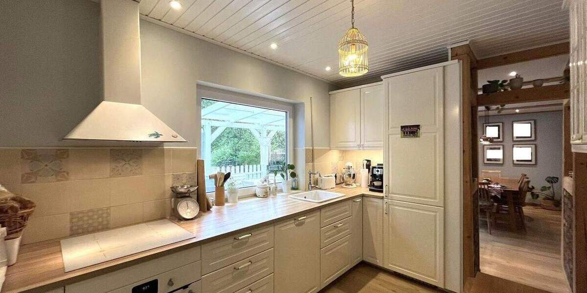 Einfamilienhaus Schöffengrund Schwalbach - 1 Zimmer, 269 m&sup2;, 550.000&euro; | Angebot:25730284