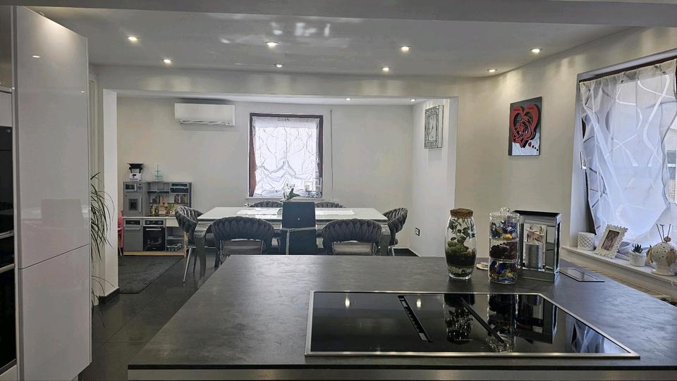 Einfamilienhaus Lich - 5 Zimmer, 150 m&sup2;, 350.000&euro; | Angebot:25286994