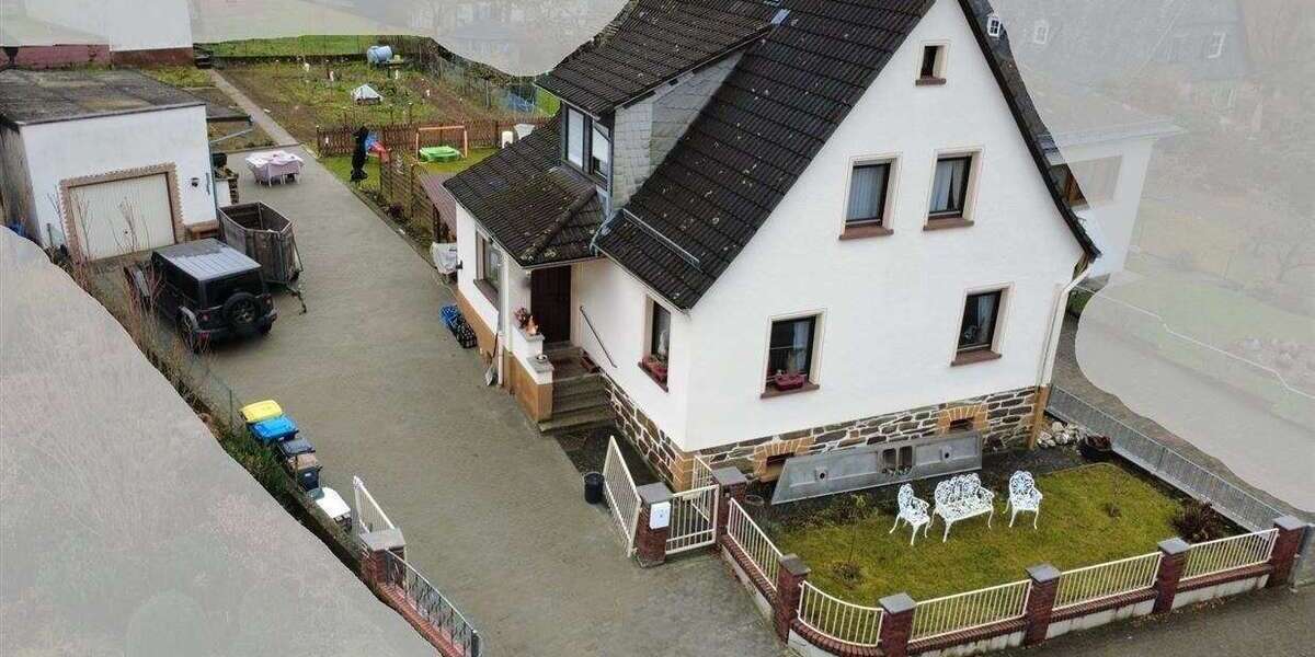 Einfamilienhaus Waldsolms - 5 Zimmer, 100 m&sup2;, 355.000&euro; | Angebot:25277421